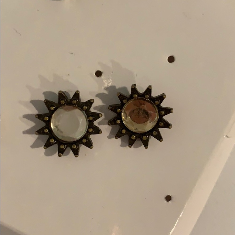 BLACK TINTED SUNFLOWER EARINGS